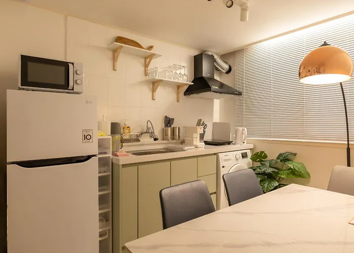 Apartment 3mins Cozy Daeheung Seoul